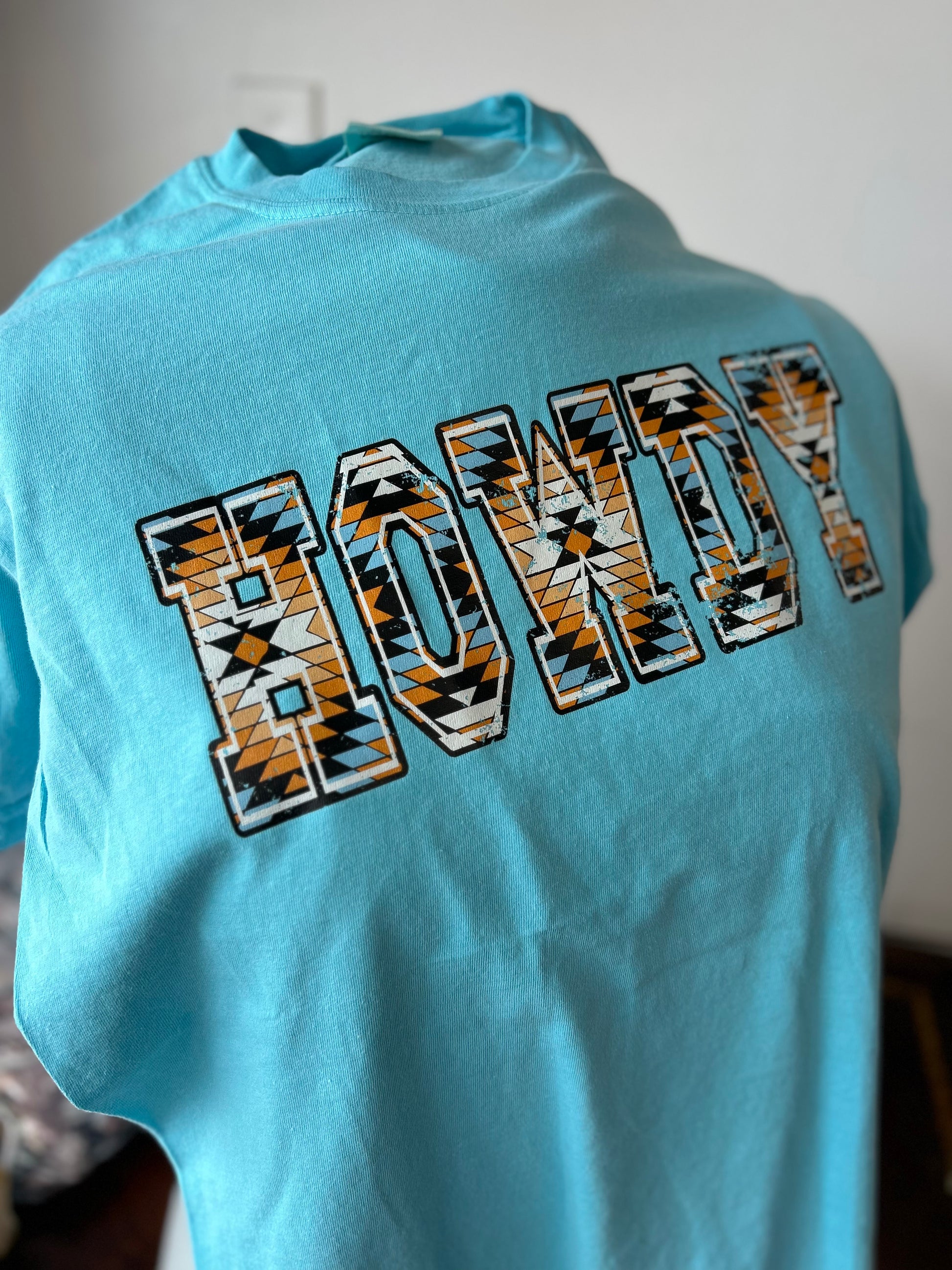 HOWDY Tee