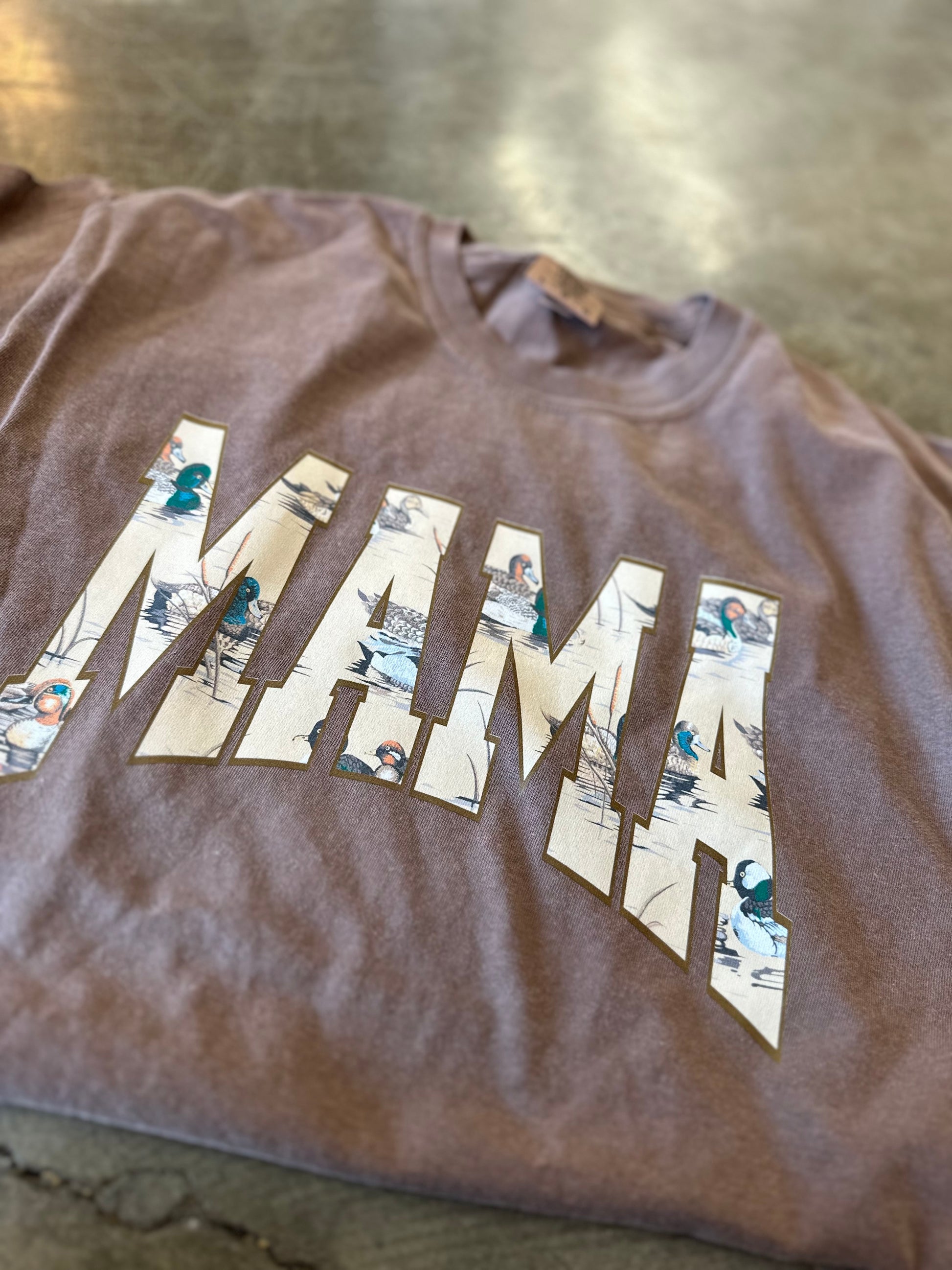 Mama brown tee
