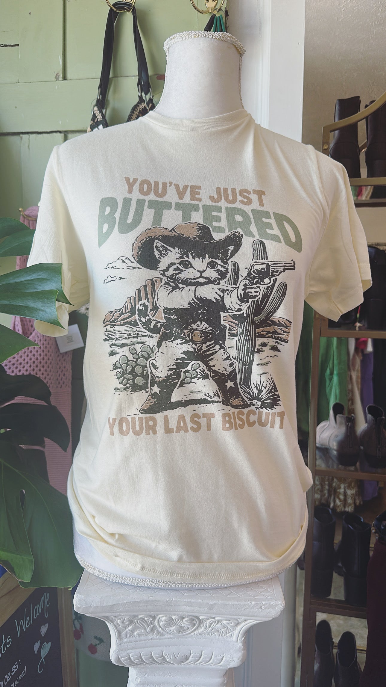 Cat tee